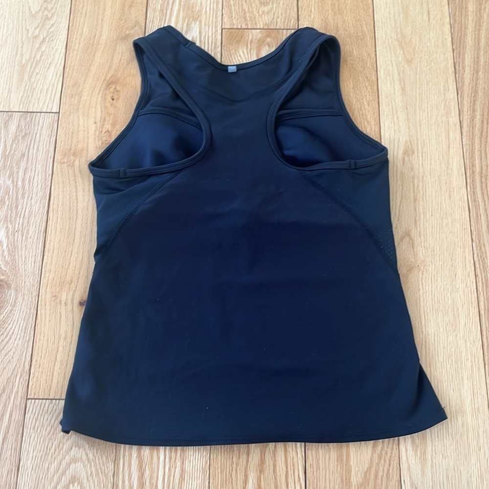 Nikefit Black Activewear top - Picture 4 of 8